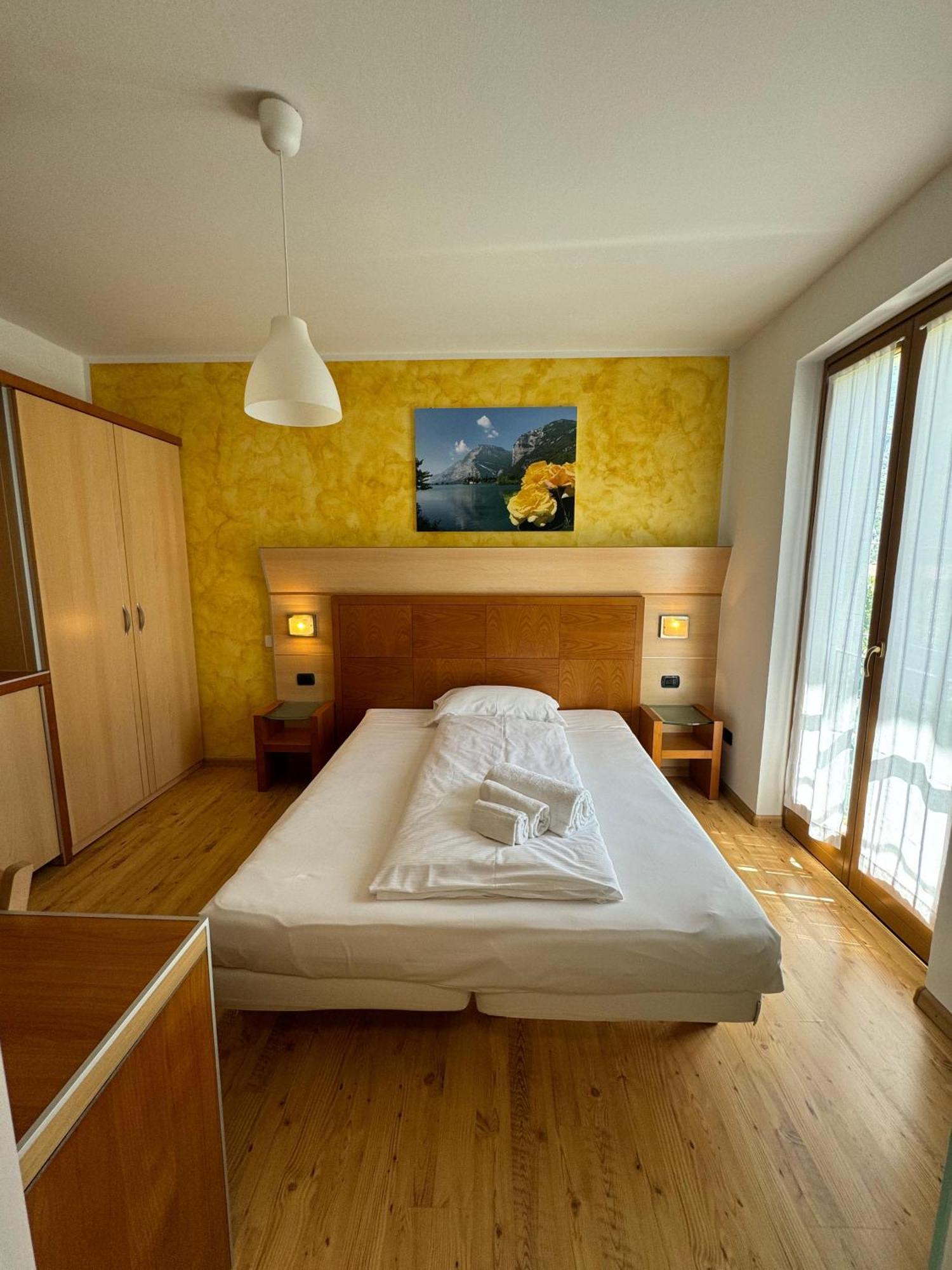 Hotel Garni Delle Rose Ceniga Εξωτερικό φωτογραφία