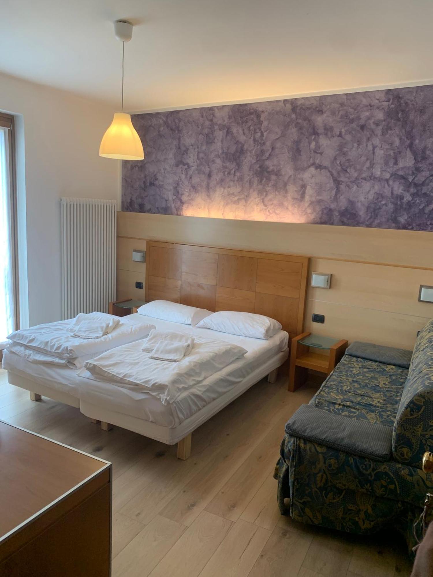 Hotel Garni Delle Rose Ceniga Εξωτερικό φωτογραφία