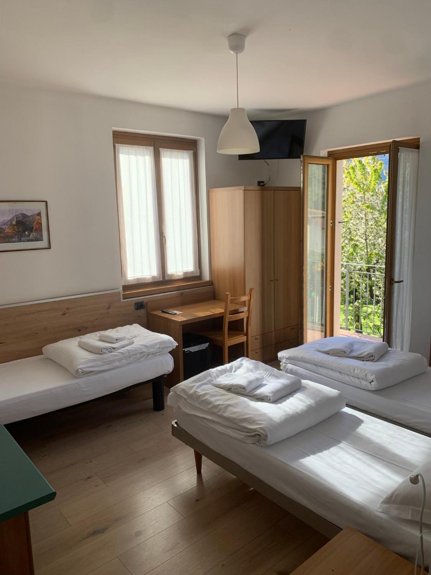 Hotel Garni Delle Rose Ceniga Εξωτερικό φωτογραφία